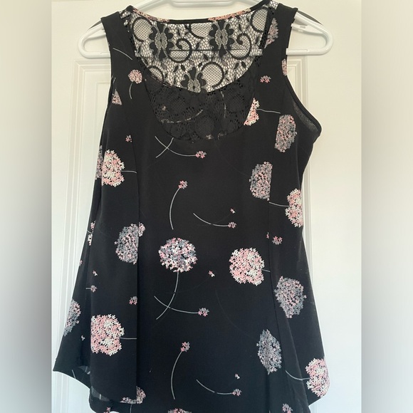 Ricki’s sleeveless peplum blouse - Picture 2 of 2